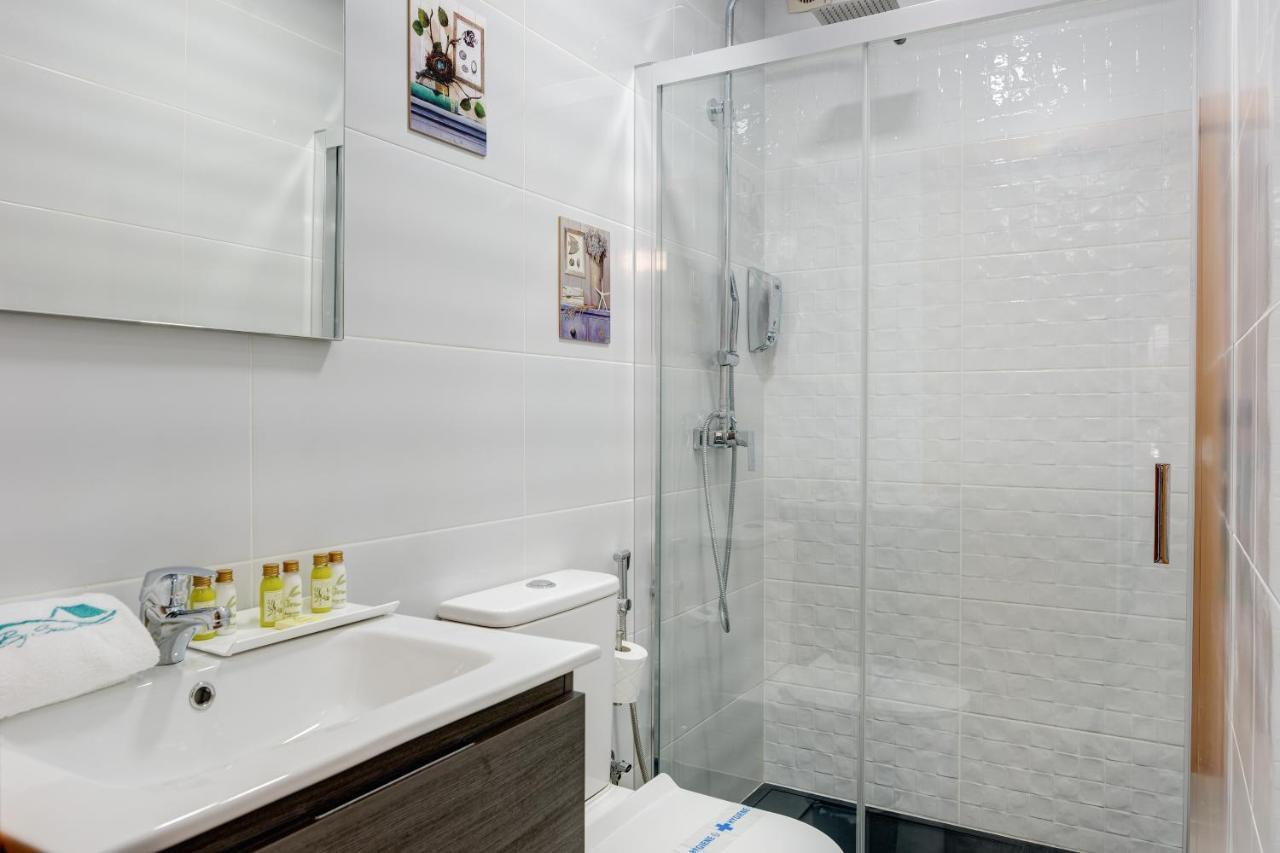 Villa Mamba By Seric,15' Walking To The Beach Torremolinos Luaran gambar