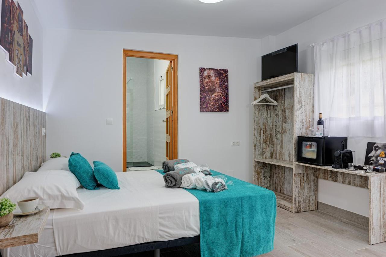 Villa Mamba By Seric,15' Walking To The Beach Torremolinos Luaran gambar